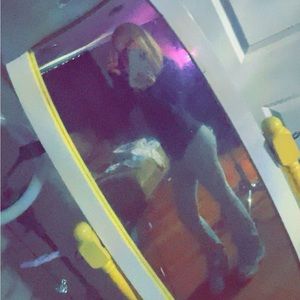 Meet your Posher, Kendall